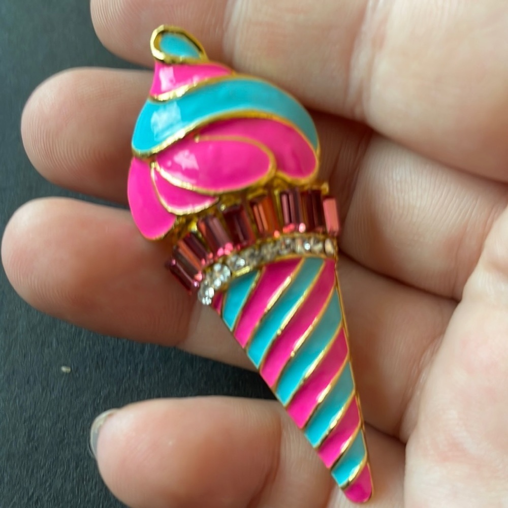 •’Anthropologie • Ice Cream Brooch • 🍦 - Picture 2 of 4